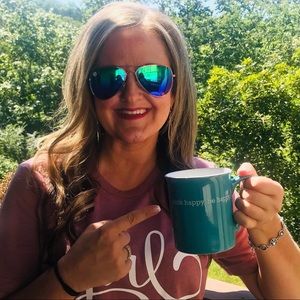 Meet your Posher, Jennifer